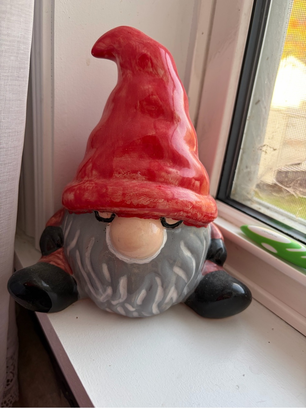 Red Hat Gnome Garden Ornament - Home Holiday Decorative Figurine